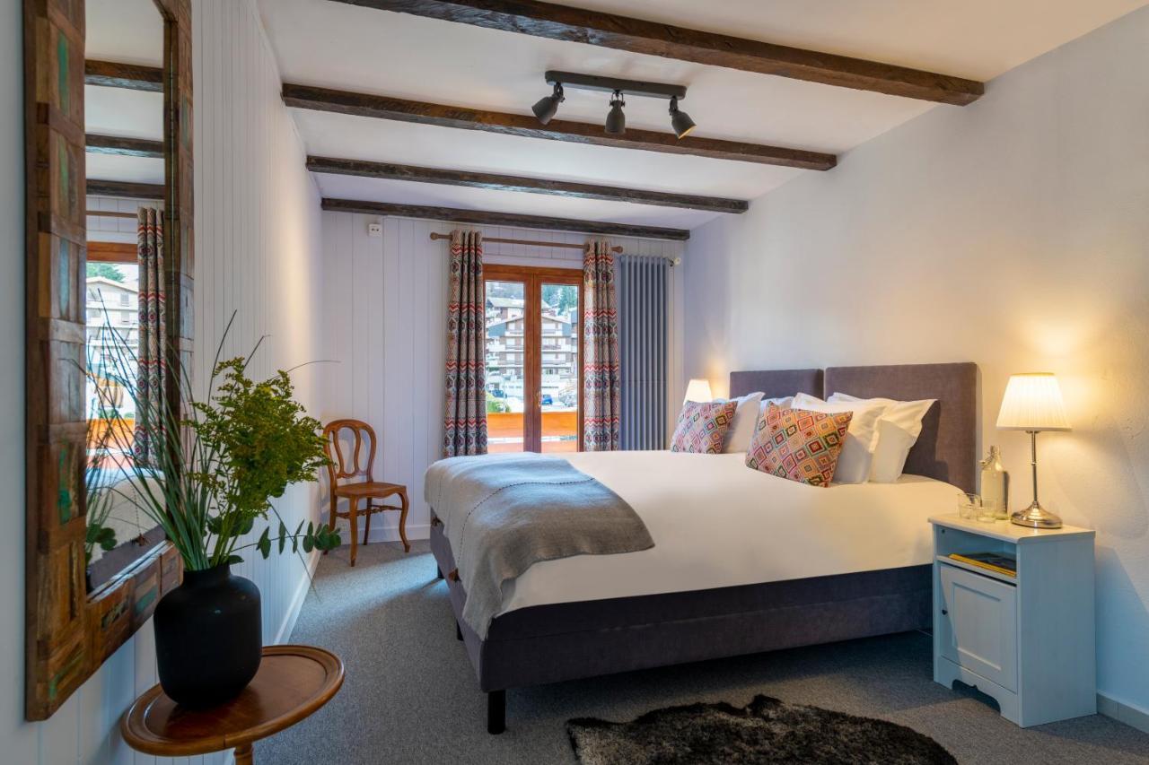 Hotel De La Poste 라 초우마츠 외부 사진